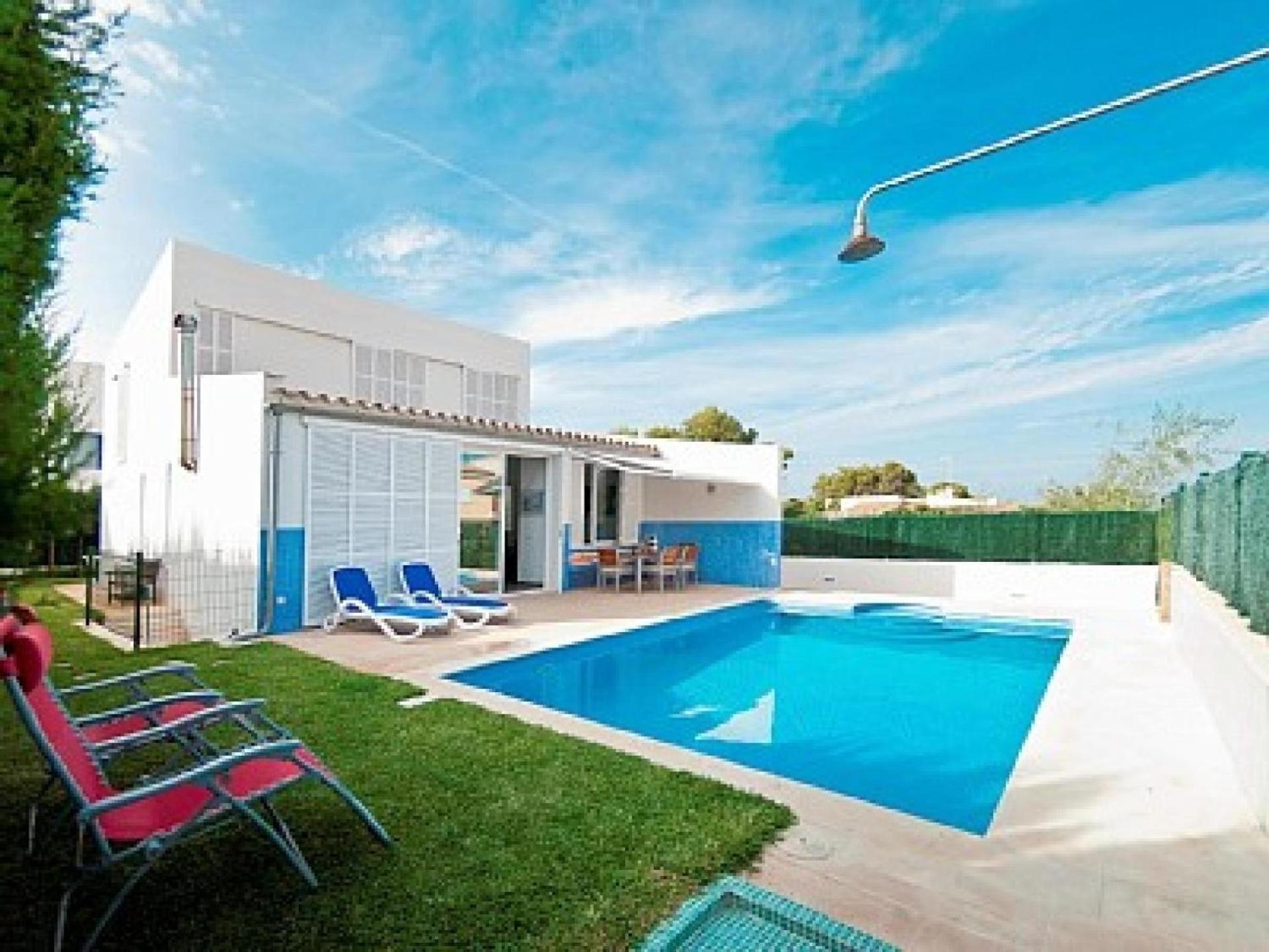 Mit Privatpool Fuer 6 Personen Ca 150 Qm In Son Serra De Marina, Mallorca Nordkueste Von Mallorca *